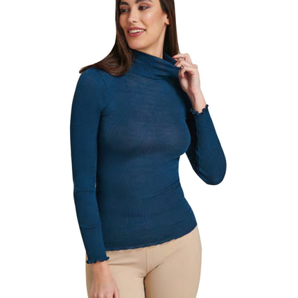 EGi Luxury Wool Silk Turtleneck Long Sleeve Top. Proudly Made in Italy (1494)