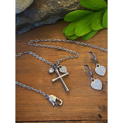 DAINTY CROSS NECKLACE