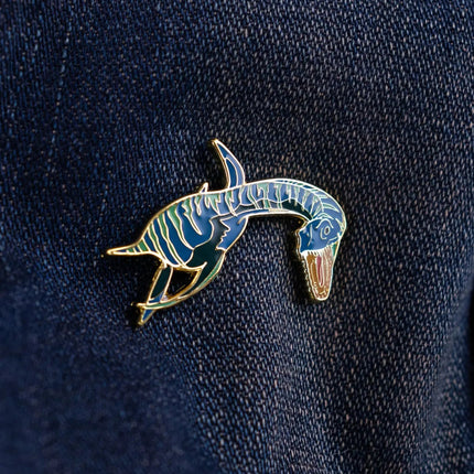 Plesiosaurus Enamel Pin (Plesiosaurus dolichodeirus)